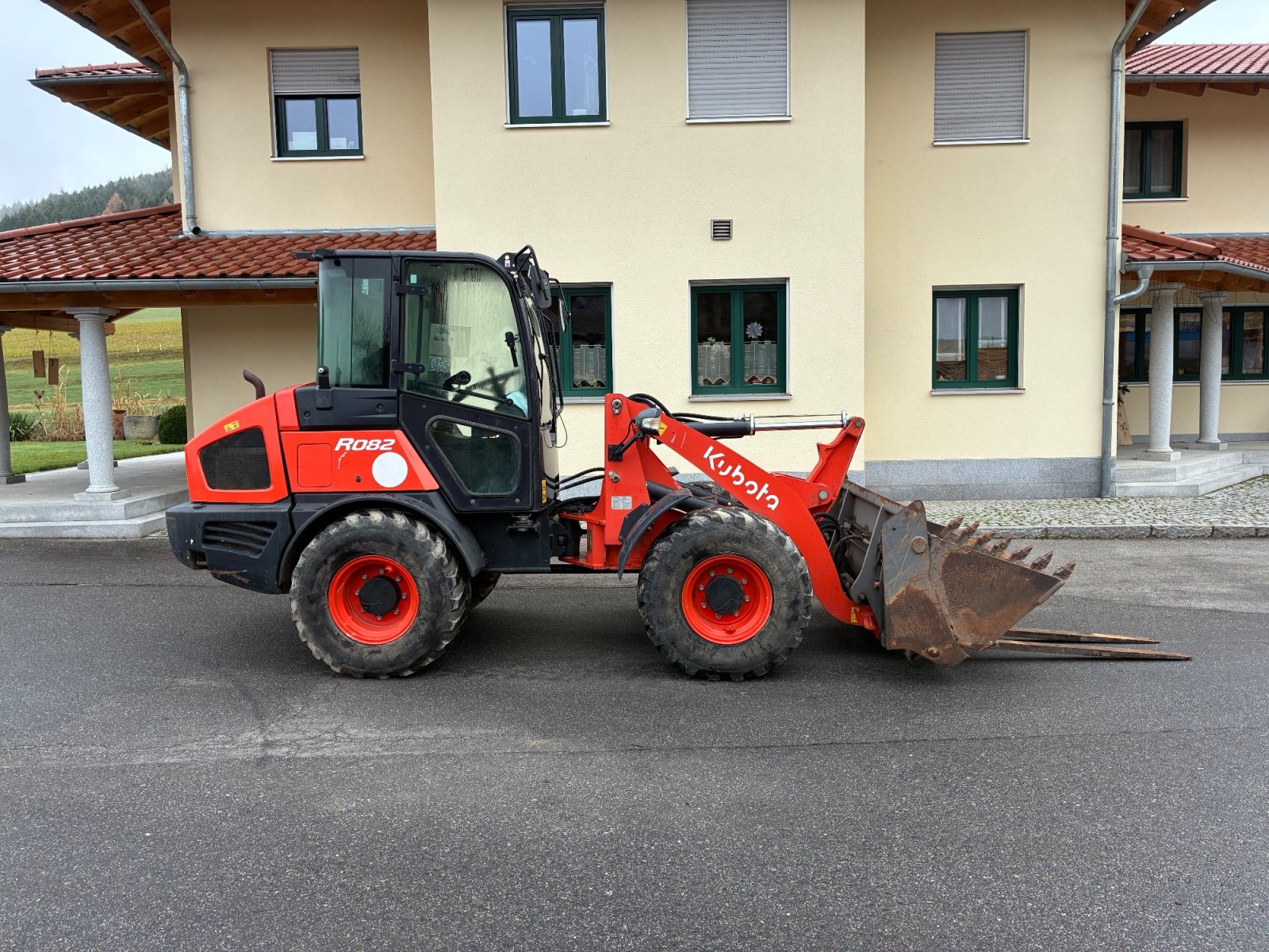 Radlader del tipo Kubota R082, Gebrauchtmaschine en Kollnburg (Imagen 1)