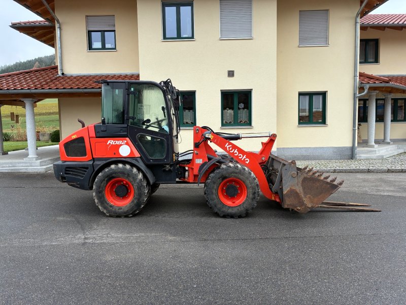 Radlader des Typs Kubota R082, Gebrauchtmaschine in Kollnburg (Bild 1)