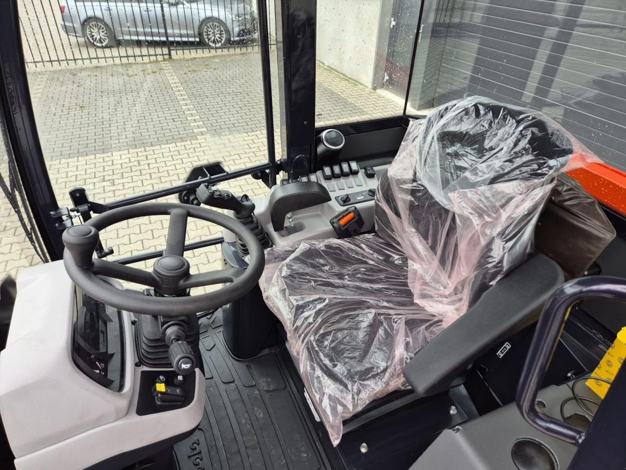 Radlader typu Kubota R090, Neumaschine v Beek en Donk (Obrázek 8)