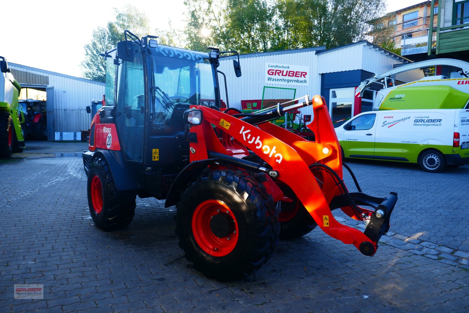 Radlader des Typs Kubota R090, Neumaschine in Dorfen (Bild 9)