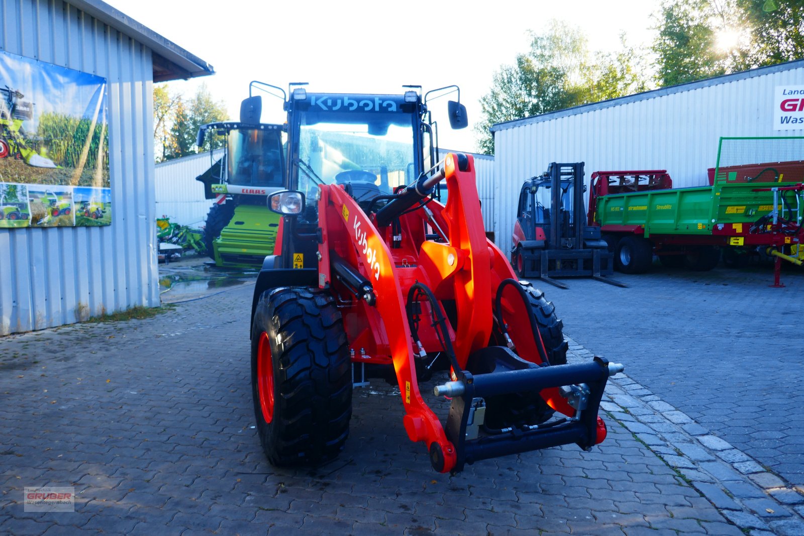 Radlader des Typs Kubota R090, Neumaschine in Dorfen (Bild 10)