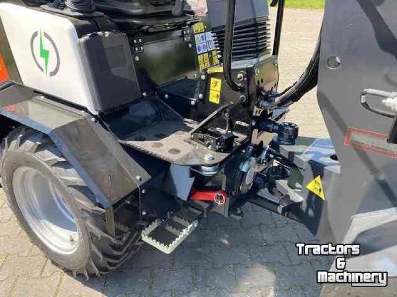 Radlader des Typs Kubota RT 210E minishovel, electro shovel, Gebrauchtmaschine in Zevenaar (Bild 4)