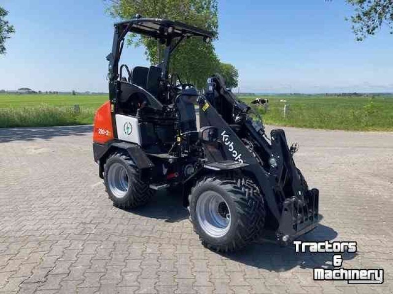 Radlader des Typs Kubota RT 210E minishovel, electro shovel, Gebrauchtmaschine in Zevenaar (Bild 2)