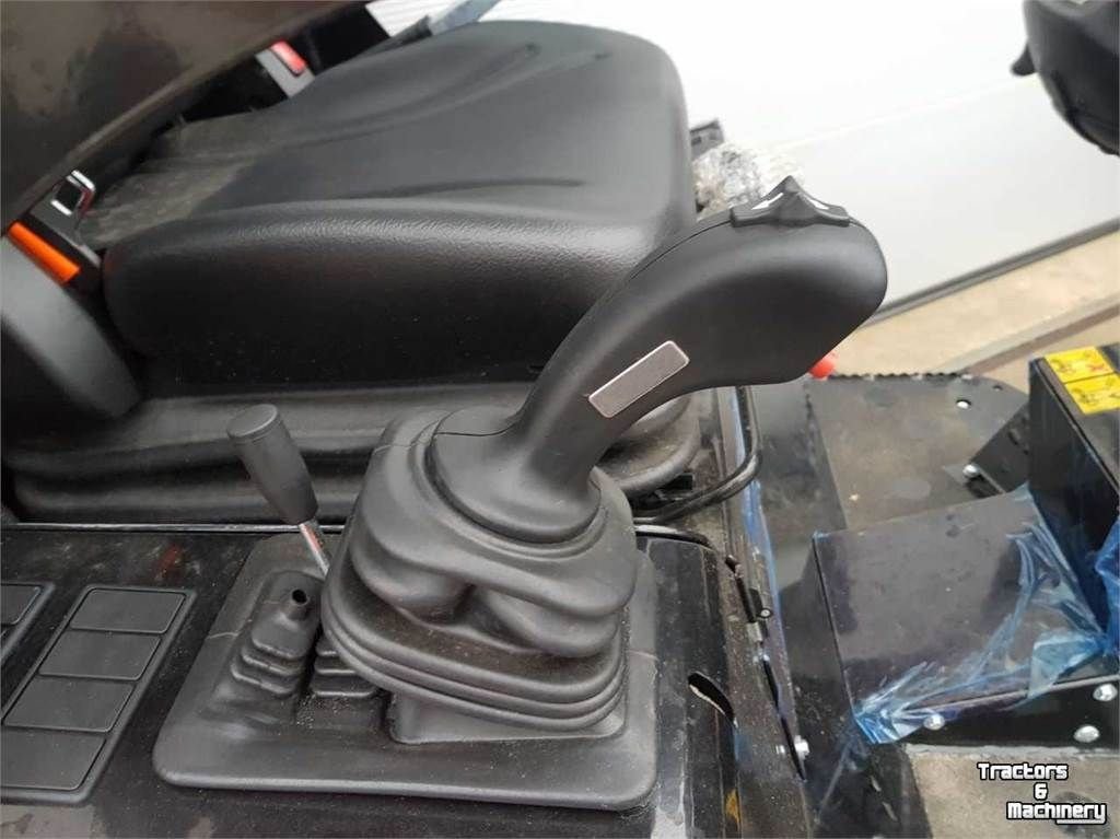 Radlader des Typs Kubota RT250-2 Shovel, Gebrauchtmaschine in Zevenaar (Bild 5)