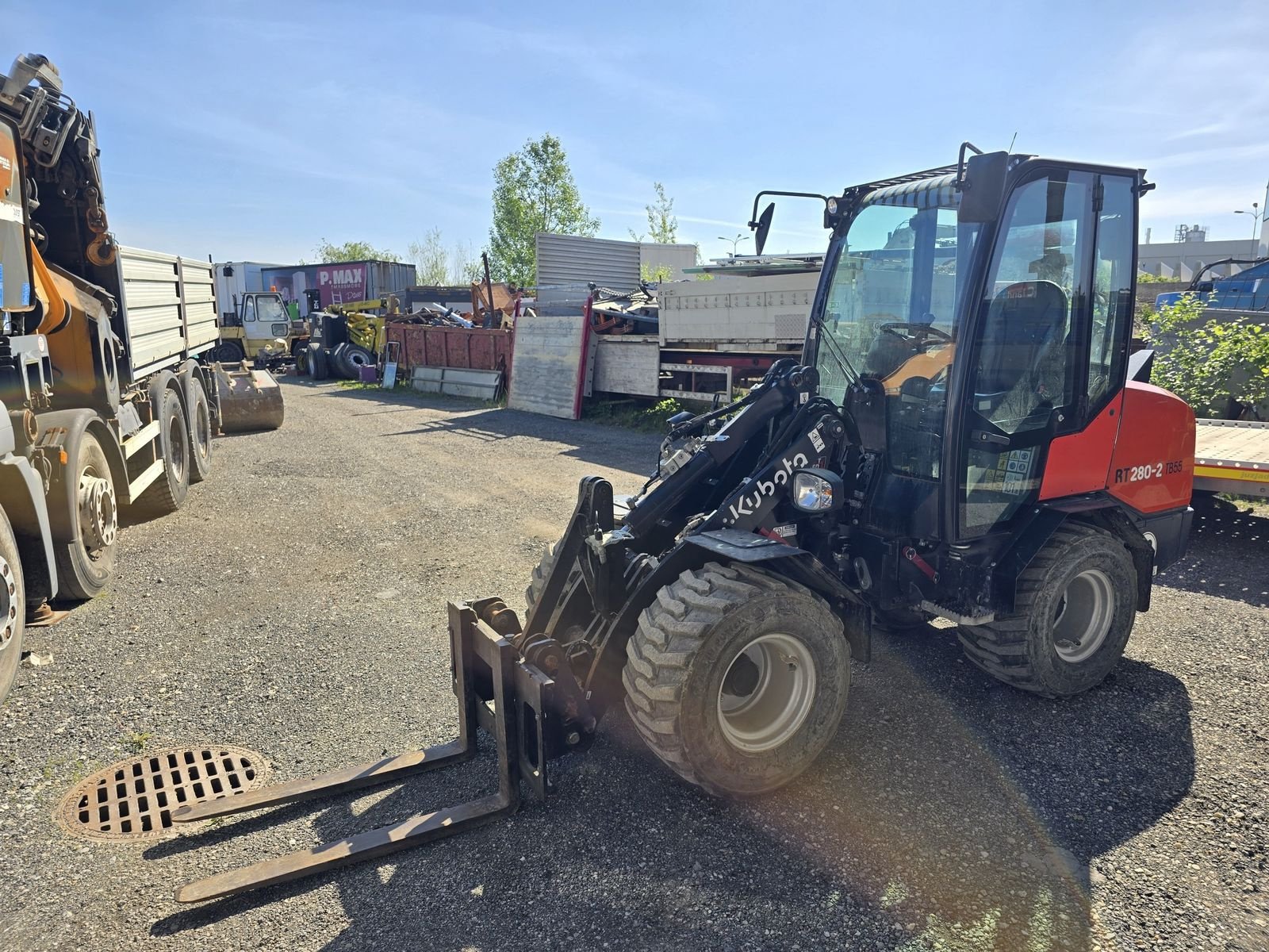 Radlader of the type Kubota RT280-2, Gebrauchtmaschine in Gabersdorf (Picture 2)