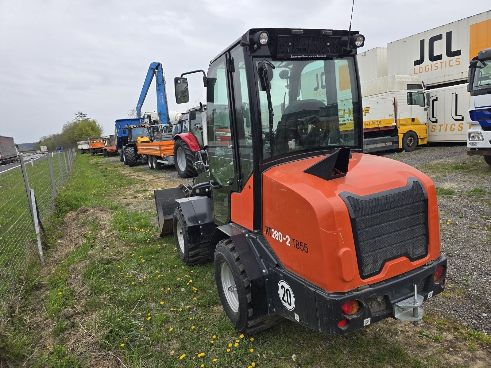 Radlader типа Kubota RT280-3, Gebrauchtmaschine в Gabersdorf (Фотография 4)