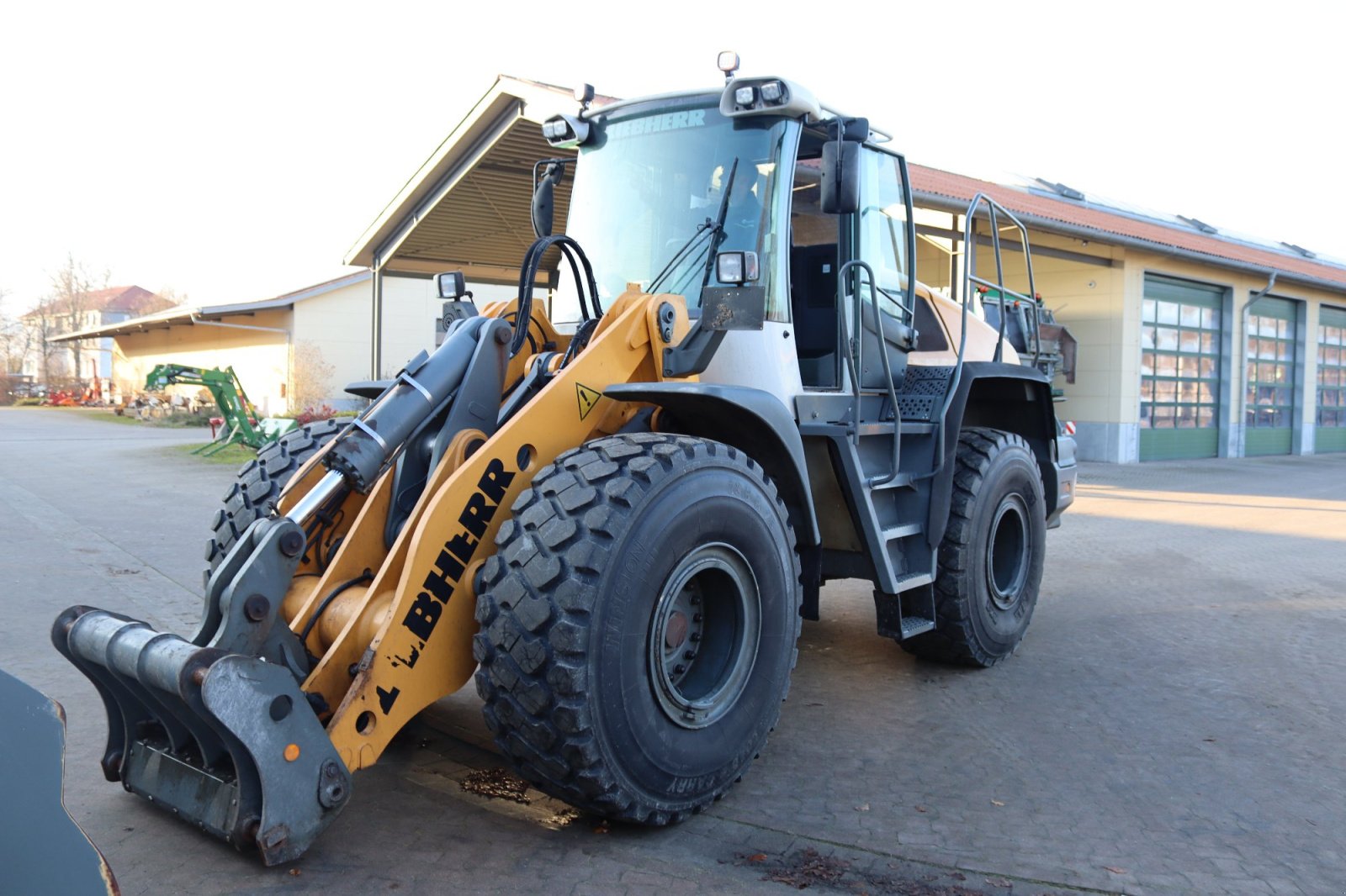 Radlader от тип Liebherr 550, Gebrauchtmaschine в Wendeburg (Снимка 2)