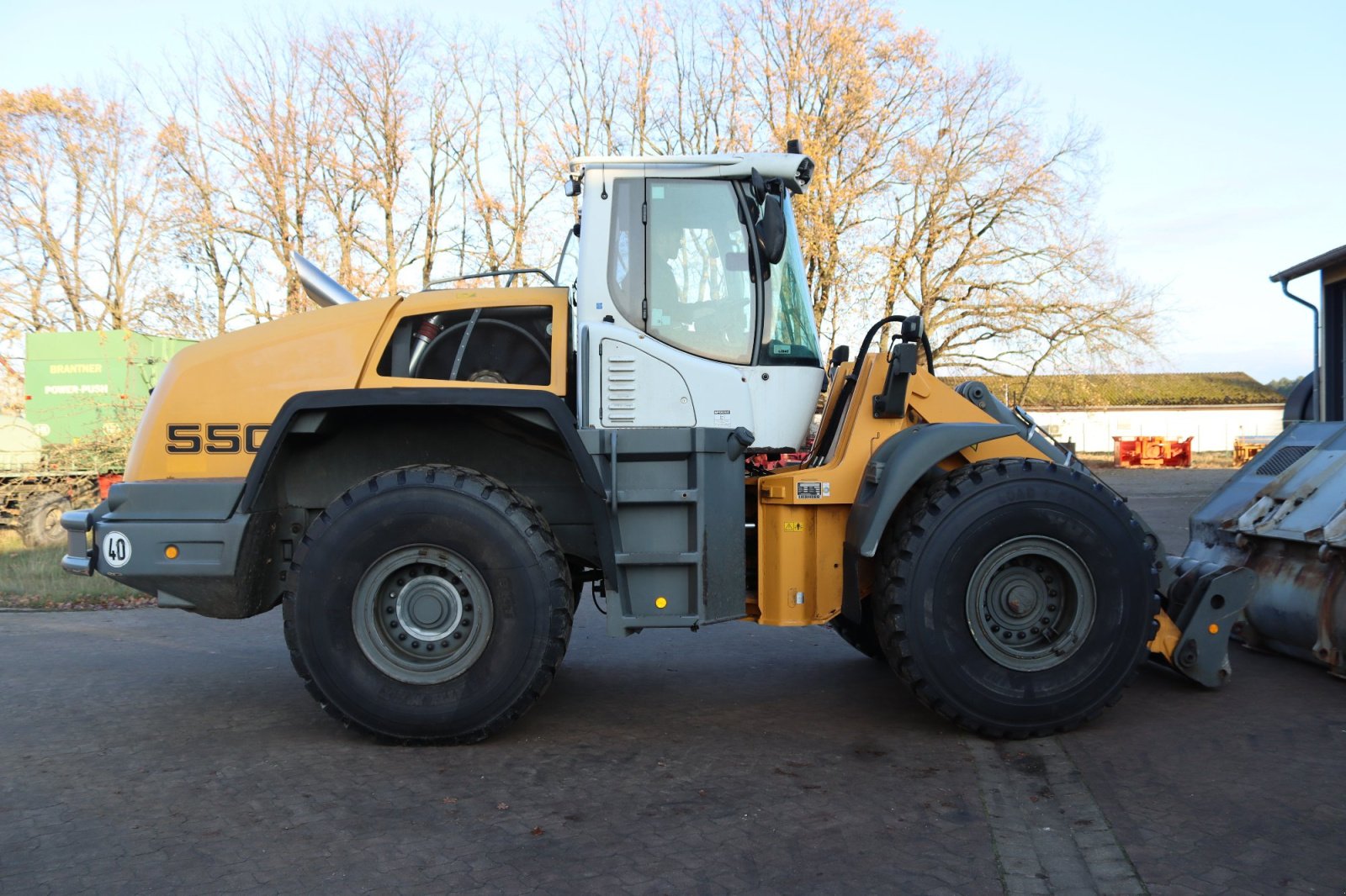 Radlader от тип Liebherr 550, Gebrauchtmaschine в Wendeburg (Снимка 11)