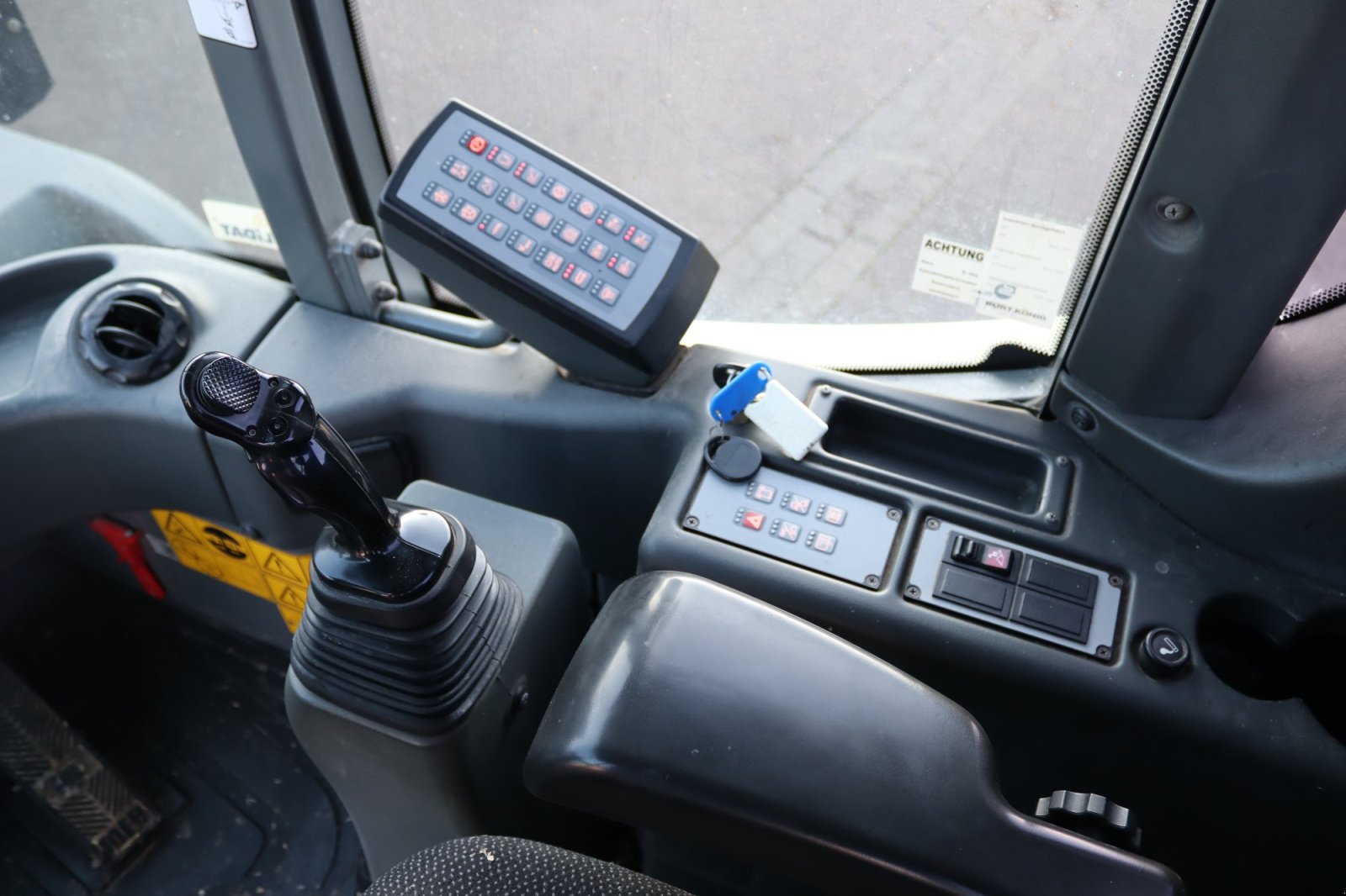 Radlader от тип Liebherr 550, Gebrauchtmaschine в Wendeburg (Снимка 17)