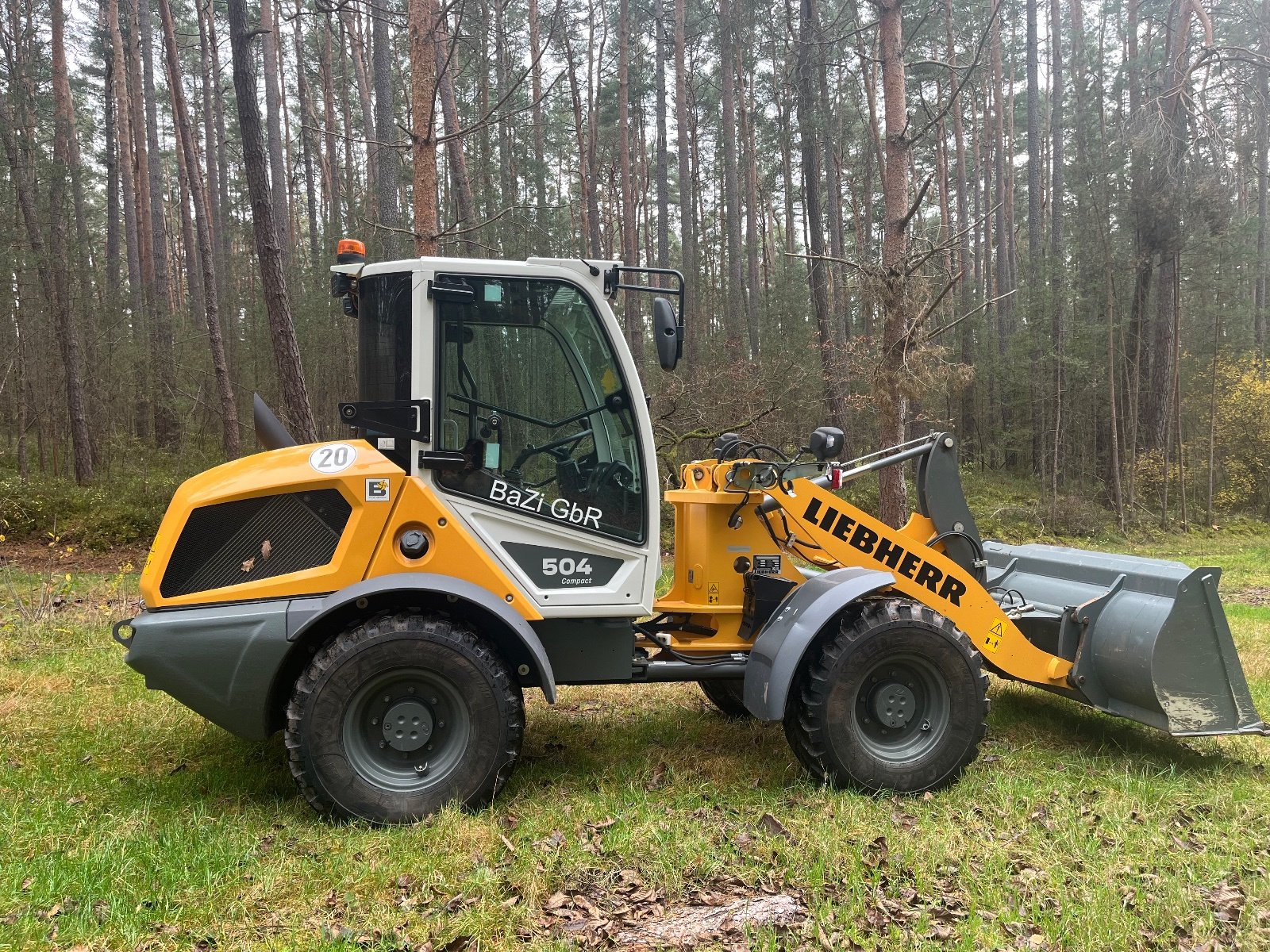 Radlader типа Liebherr L 504, Gebrauchtmaschine в Georgensgmünd (Фотография 1)