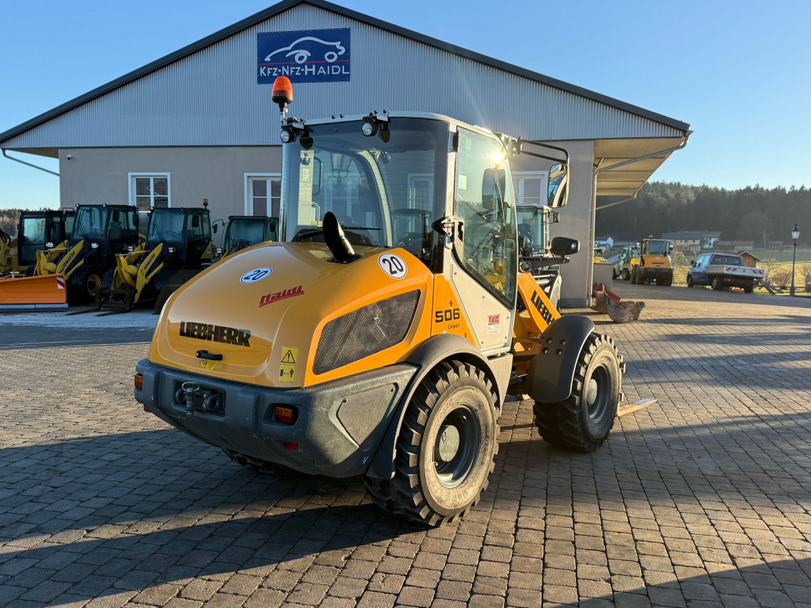Radlader typu Liebherr L 506 Compact, Gebrauchtmaschine v Neureichenau (Obrázek 5)