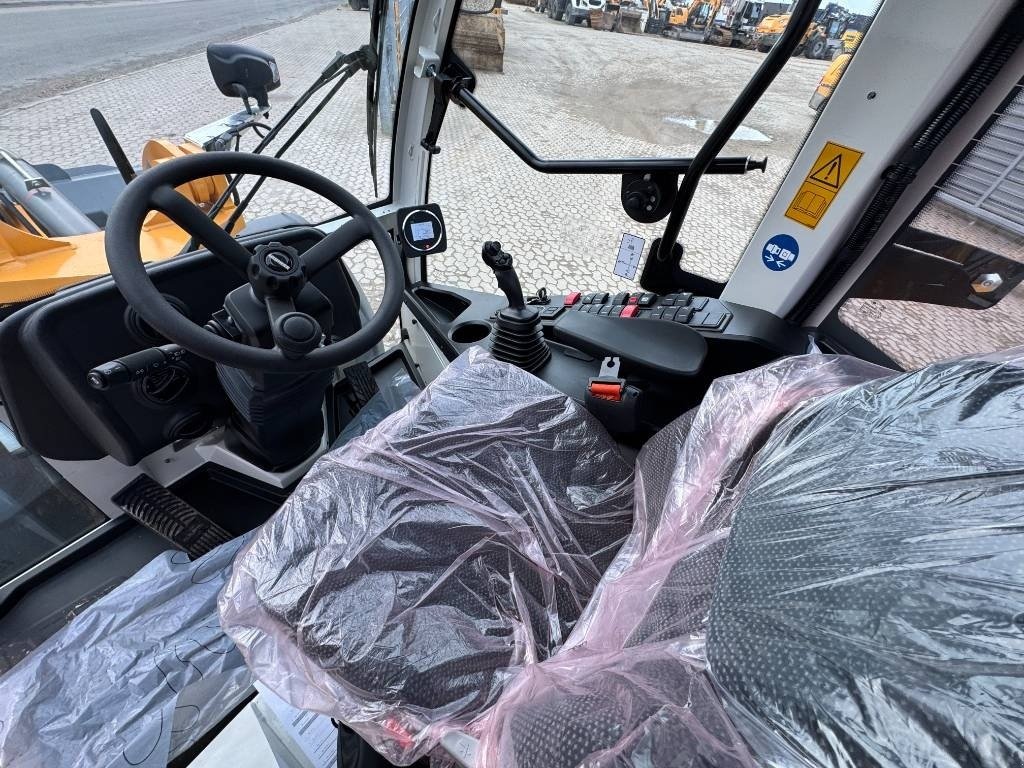 Radlader des Typs Liebherr L 506, Gebrauchtmaschine in Vojens (Bild 8)