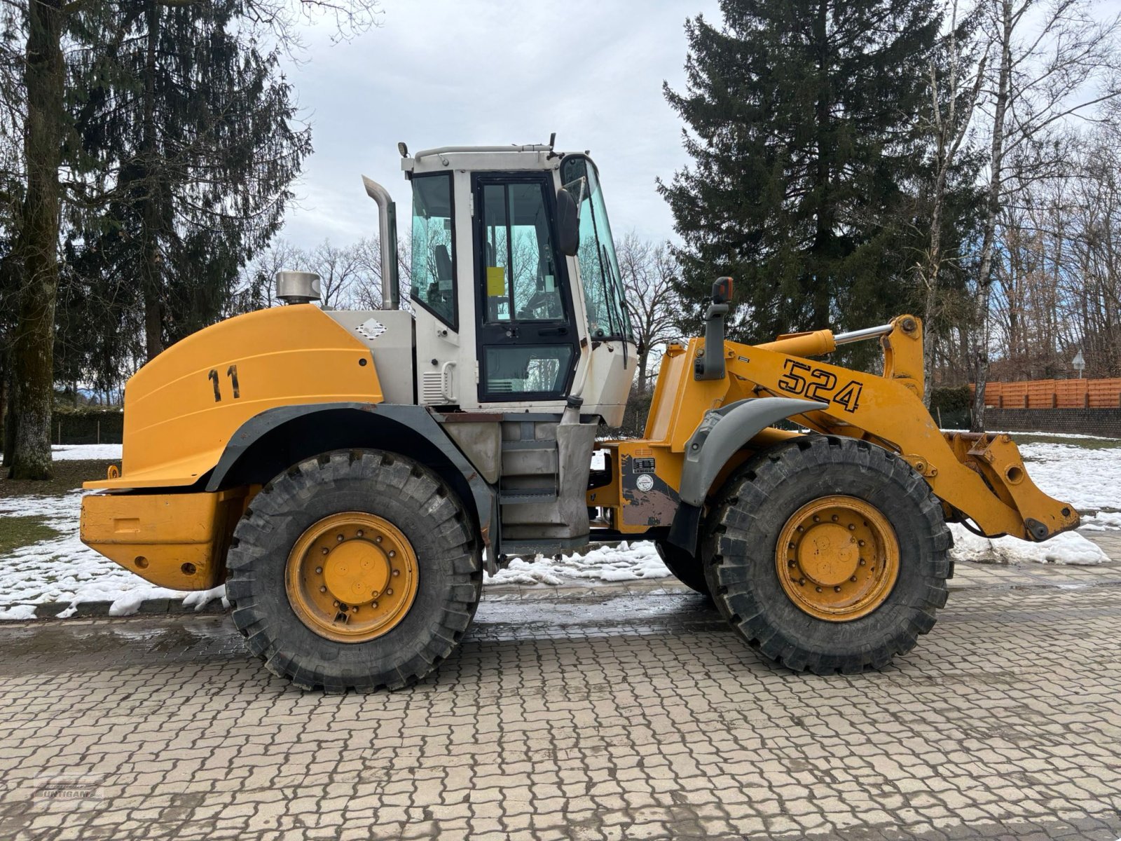 Radlader Türe ait Liebherr L 524, Gebrauchtmaschine içinde Deutsch - Goritz (resim 2)