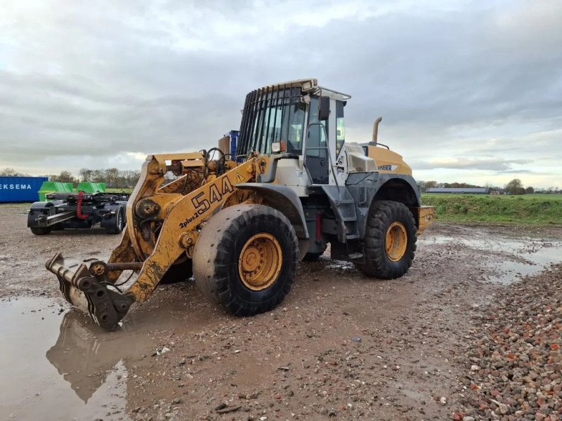 Radlader of the type Liebherr L 544, Gebrauchtmaschine in Groningen (Picture 1)