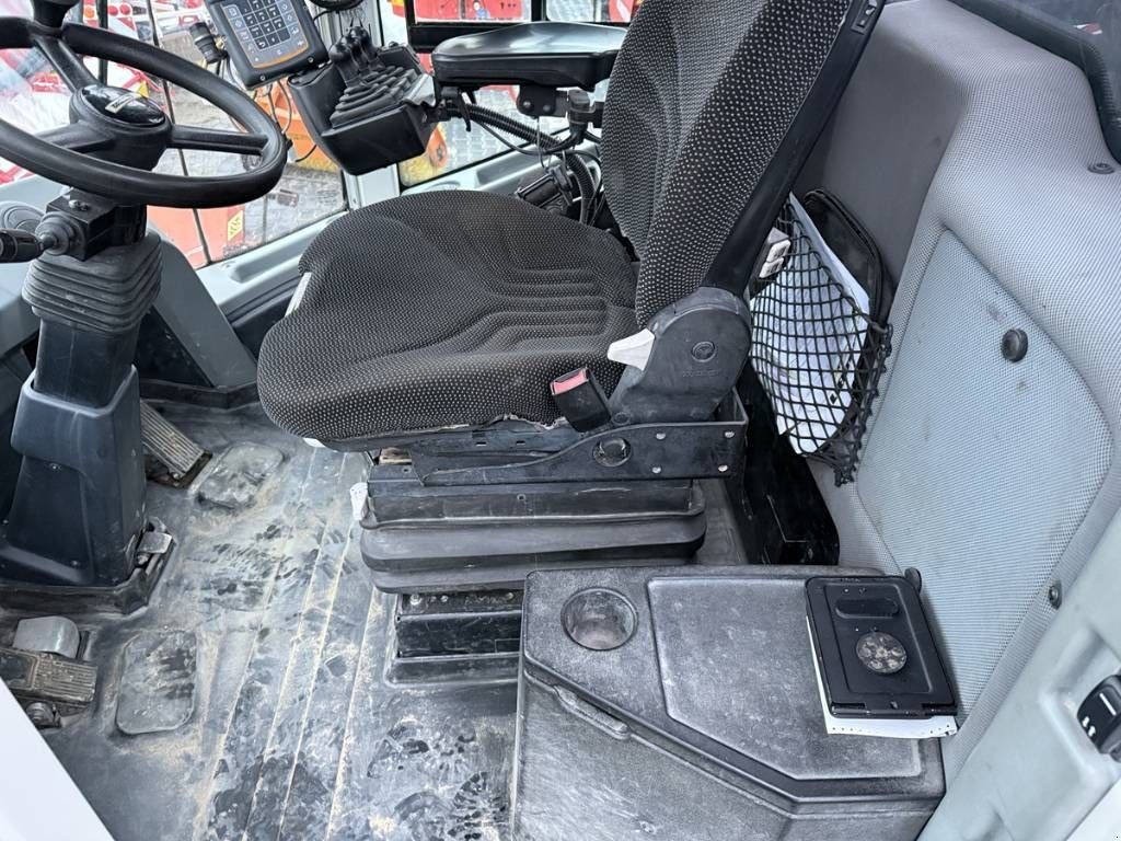 Radlader del tipo Liebherr L 550 XPower, Gebrauchtmaschine In Luttenberg (Immagine 11)