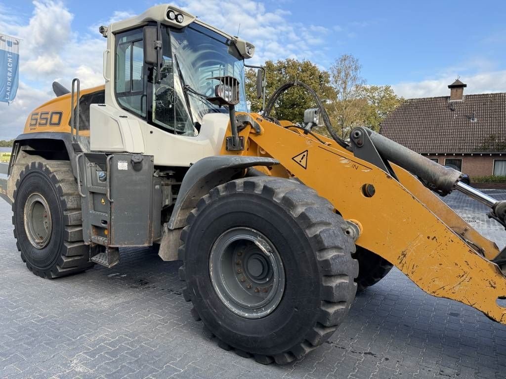 Radlader del tipo Liebherr L 550 XPower, Gebrauchtmaschine In Luttenberg (Immagine 7)