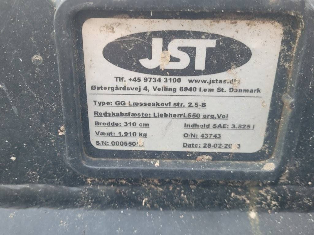 Radlader of the type Liebherr L 550 XPower, Gebrauchtmaschine in Vojens (Picture 16)