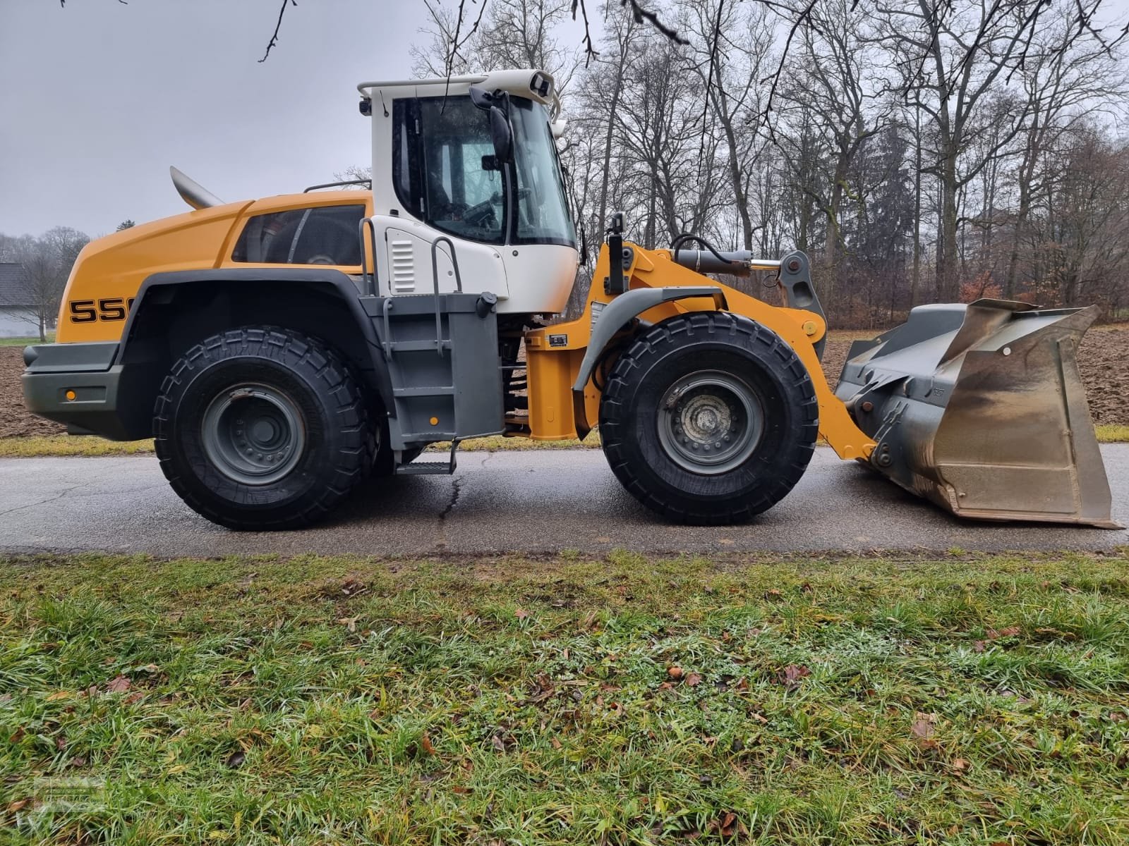 Radlader Türe ait Liebherr L 556, Gebrauchtmaschine içinde Deutsch - Goritz (resim 2)