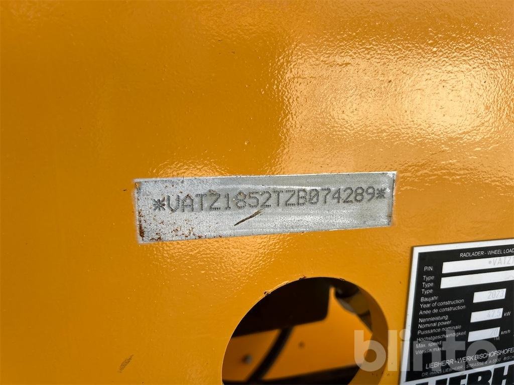 Radlader van het type Liebherr L506C Compact, Gebrauchtmaschine in Düsseldorf (Foto 7)