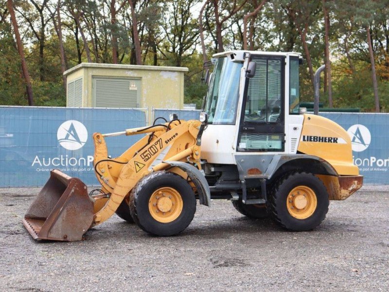 Radlader του τύπου Liebherr L507, Gebrauchtmaschine σε Antwerpen (Φωτογραφία 1)