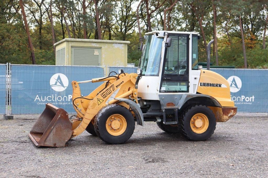 Radlader za tip Liebherr L507, Gebrauchtmaschine u Antwerpen (Slika 1)