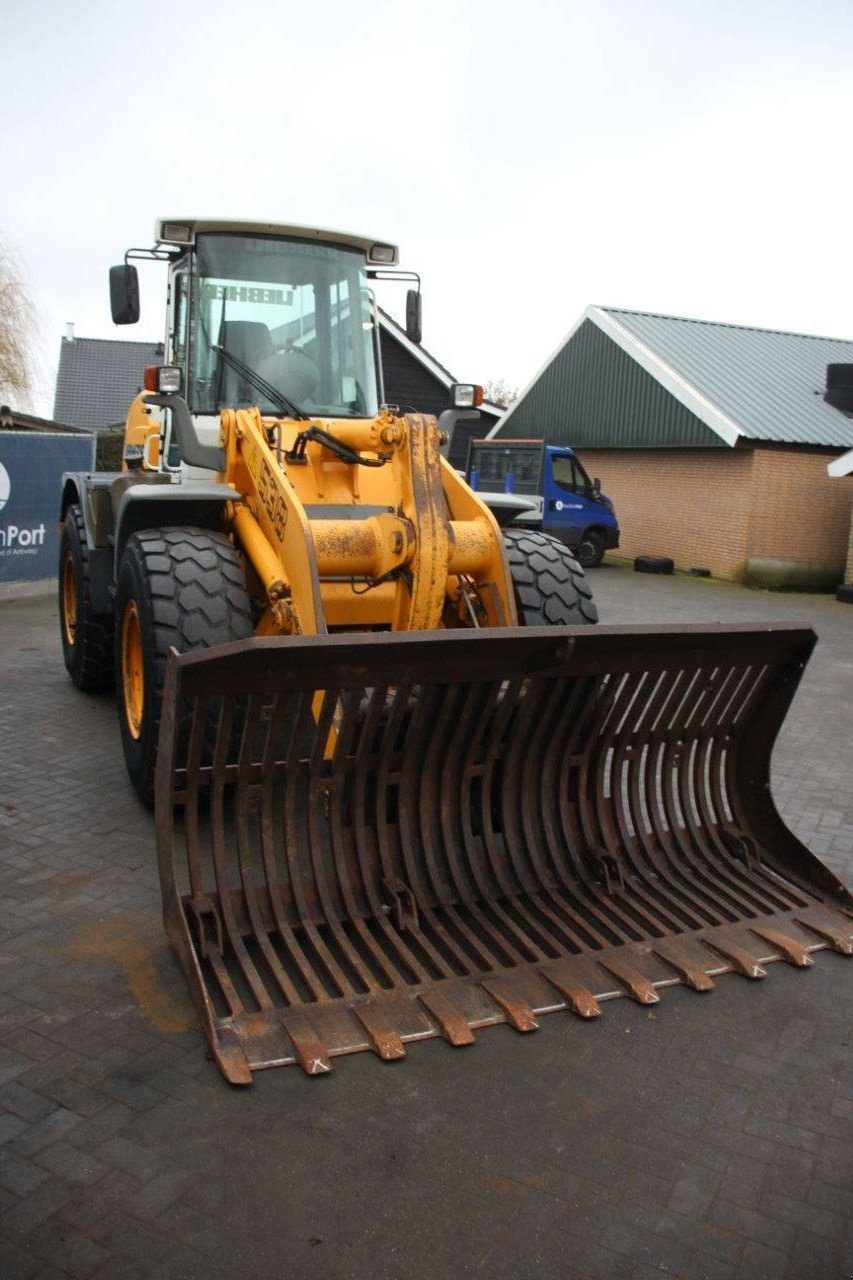 Radlader του τύπου Liebherr L538, Gebrauchtmaschine σε Antwerpen (Φωτογραφία 7)