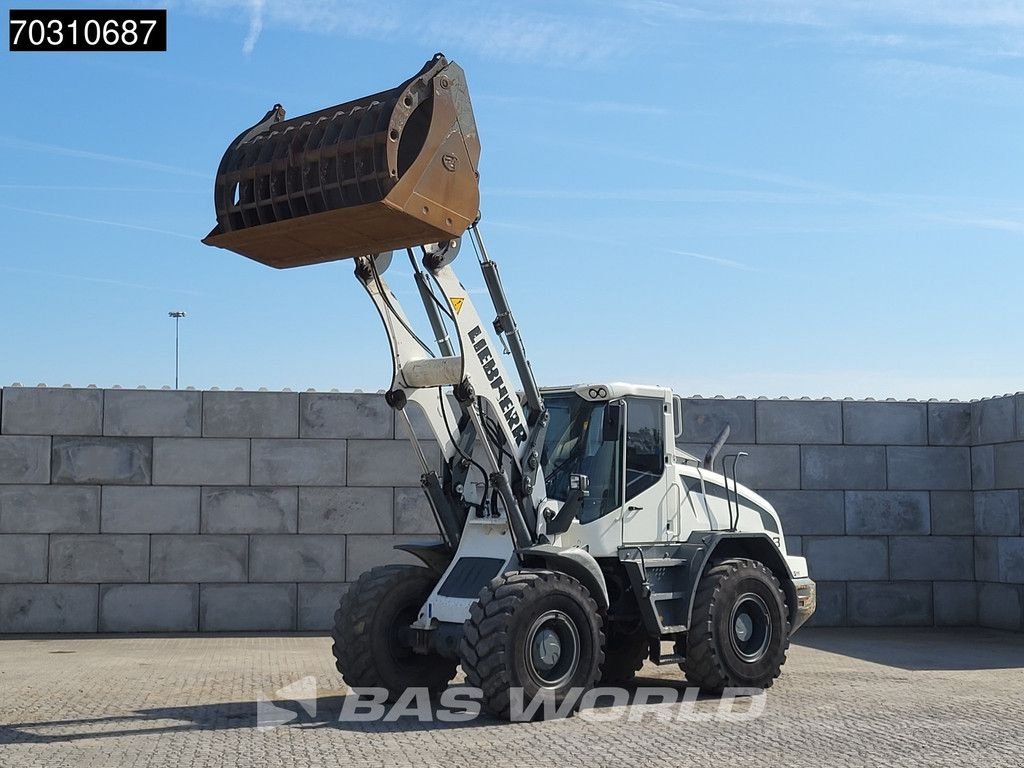 Radlader tip Liebherr L538, Gebrauchtmaschine in Veghel (Poză 3)