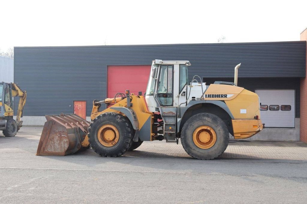 Radlader of the type Liebherr L544, Gebrauchtmaschine in Antwerpen (Picture 3)