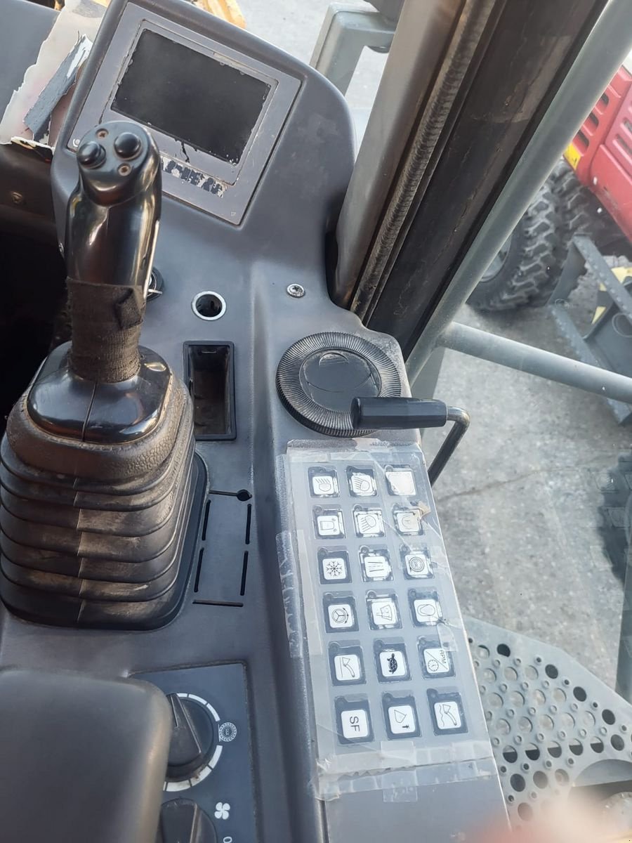 Radlader of the type Liebherr L564, Gebrauchtmaschine in Gabersdorf (Picture 10)