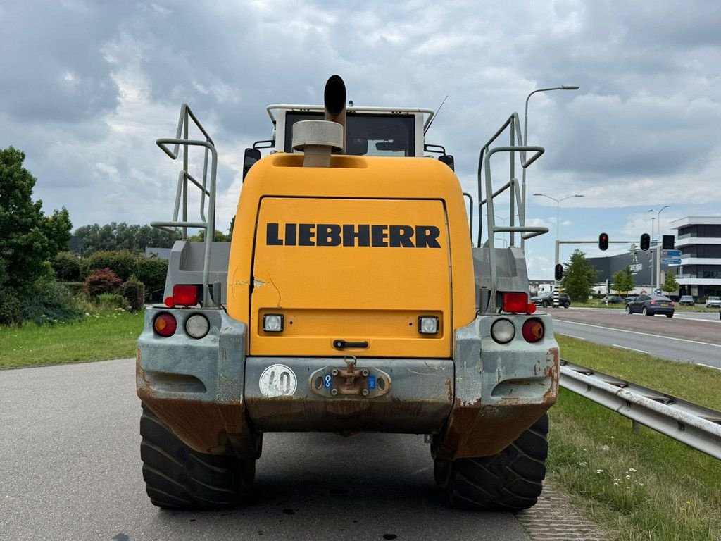 Radlader типа Liebherr L566 2plus2, Gebrauchtmaschine в Velddriel (Фотография 4)