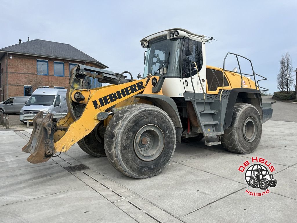 Radlader Türe ait Liebherr L576, Gebrauchtmaschine içinde MIJNSHEERENLAND (resim 2)