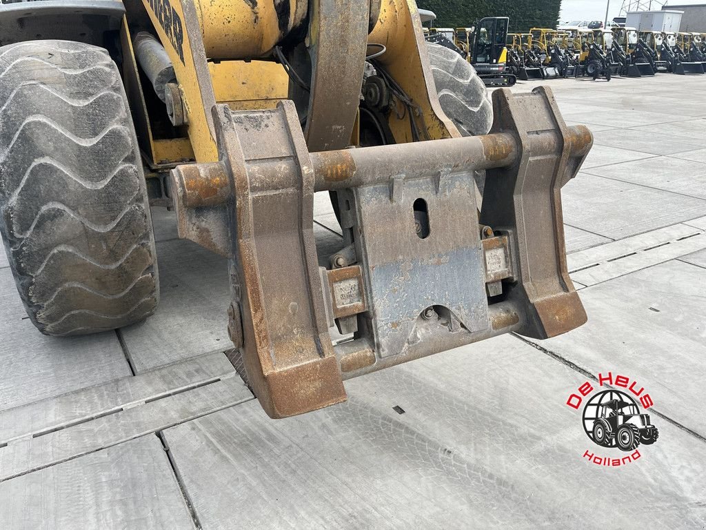 Radlader Türe ait Liebherr L576, Gebrauchtmaschine içinde MIJNSHEERENLAND (resim 9)