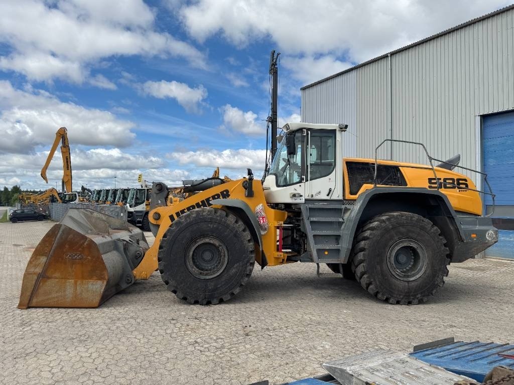 Radlader of the type Liebherr L586, Gebrauchtmaschine in Vojens (Picture 5)