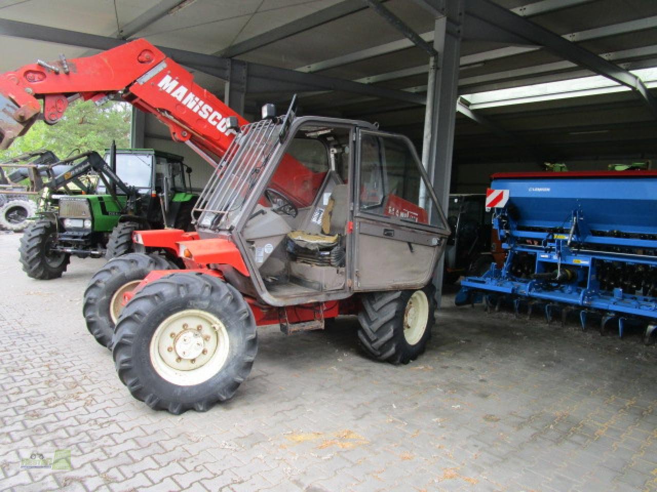 Radlader от тип Manitou 526 Teleskoplader, Gebrauchtmaschine в Wernberg-Köblitz (Снимка 1)