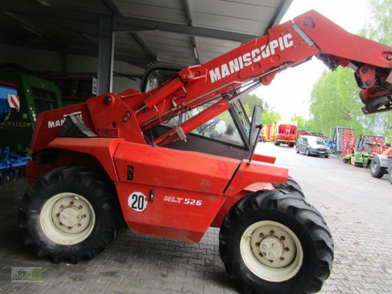 Radlader от тип Manitou 526 Teleskoplader, Gebrauchtmaschine в Wernberg-Köblitz (Снимка 3)