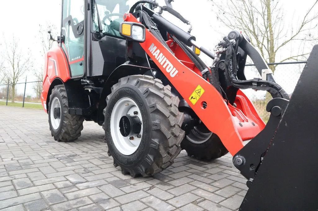 Radlader от тип Manitou MLA 3-25 H BUCKET QUICK COUPLER NEW UNUSED, Gebrauchtmaschine в Marknesse (Снимка 10)