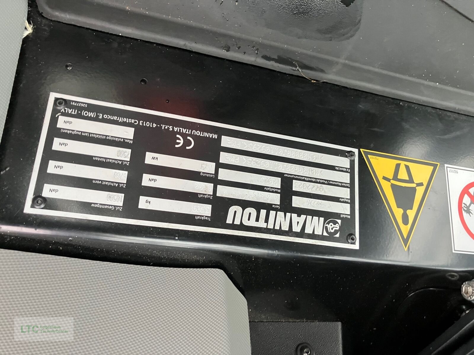 Radlader typu Manitou MLA533 Teleradlader, Vorführmaschine v Redlham (Obrázek 28)