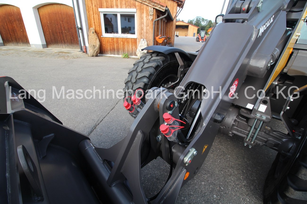 Radlader des Typs Mecalac AF 1200 inkl. Schaufel & Gabel Radlader, Neumaschine in Petting (Bild 8)