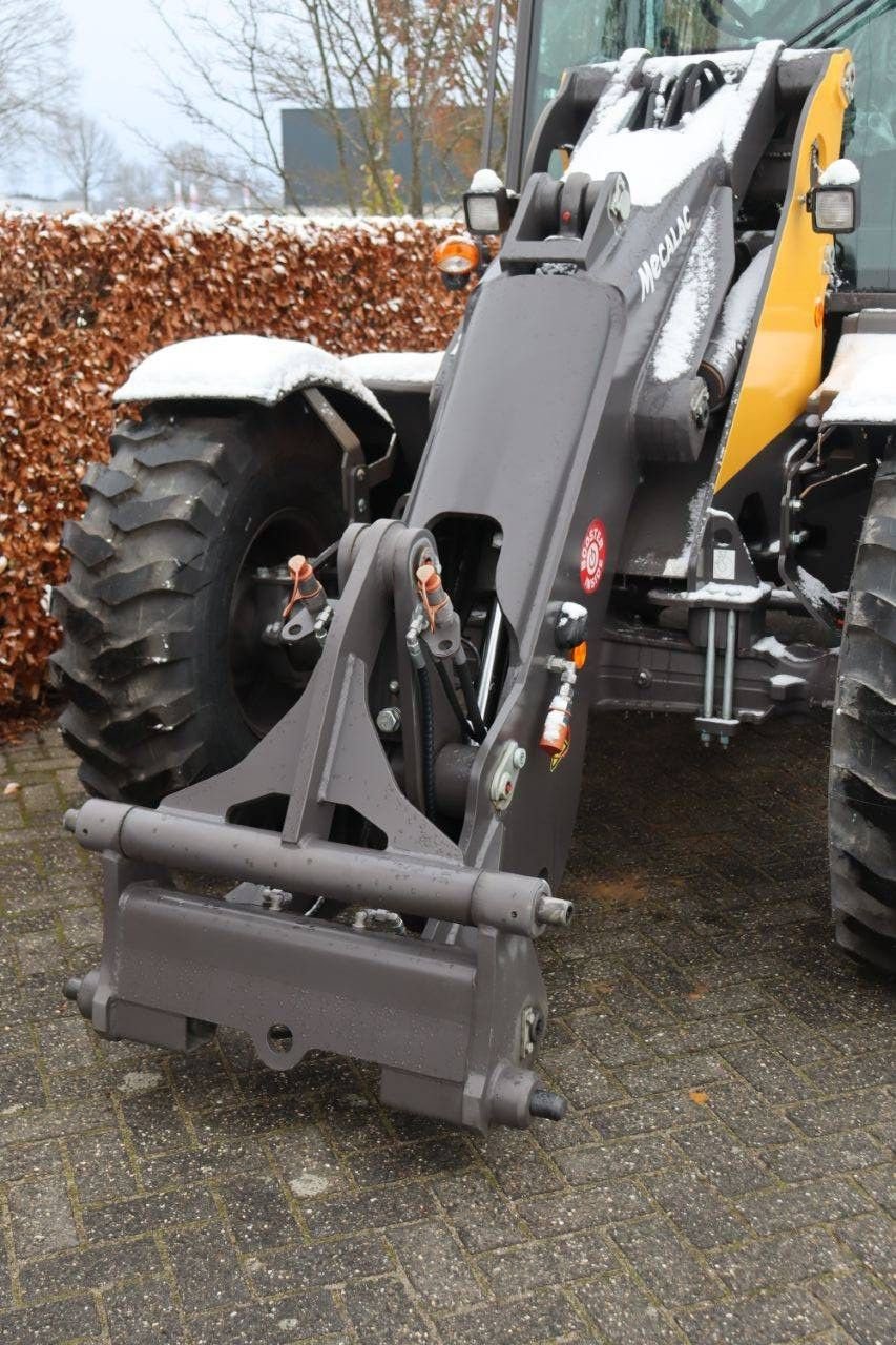 Radlader des Typs Mecalac AF1050, Neumaschine in Antwerpen (Bild 11)