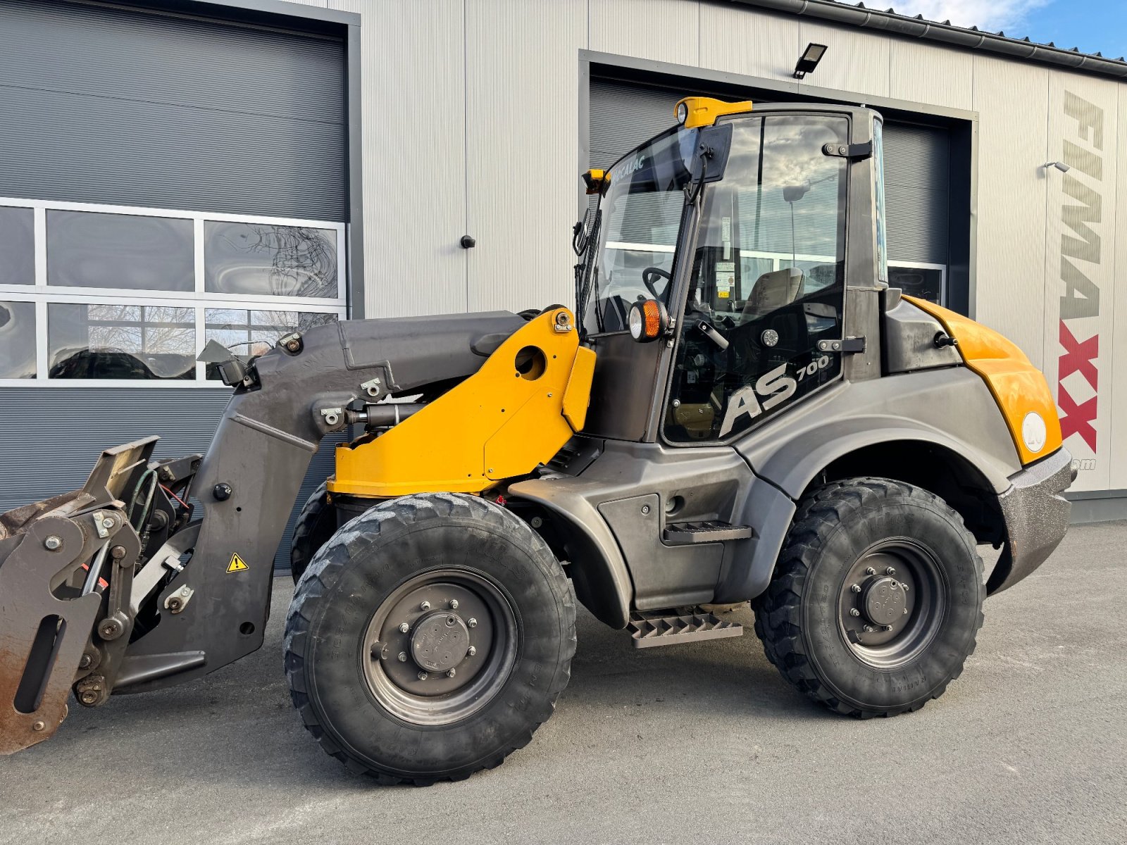 Radlader Türe ait Mecalac AS 700 - SCHWENKLADER - 1. HAND, Gebrauchtmaschine içinde Falkenstein (resim 2)