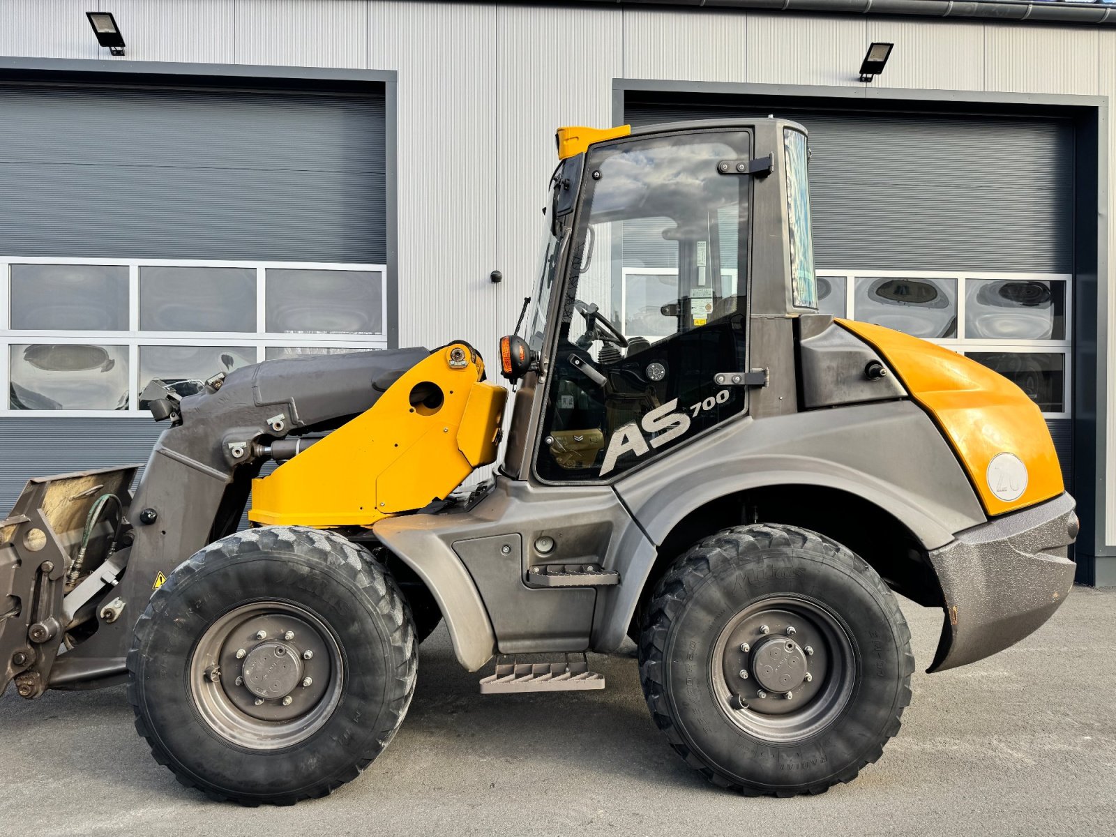 Radlader Türe ait Mecalac AS 700 - SCHWENKLADER - 1. HAND, Gebrauchtmaschine içinde Falkenstein (resim 3)