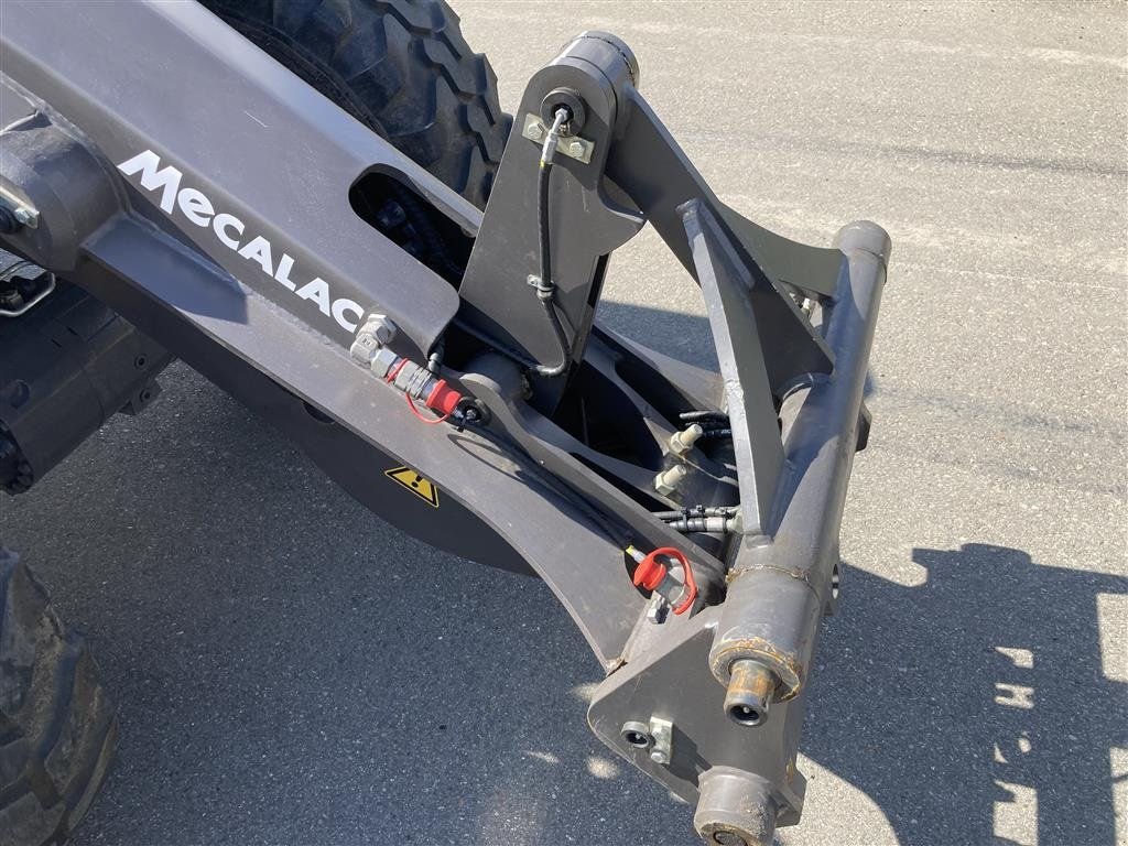Radlader tip Mecalac AX 1000 Monobom med hydraulisk hurtigskift, Gebrauchtmaschine in Roslev (Poză 22)
