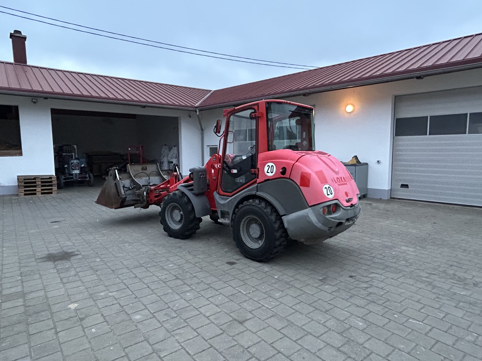 Radlader of the type Mecalac AX 850, Gebrauchtmaschine in Rennertshofen (Picture 3)