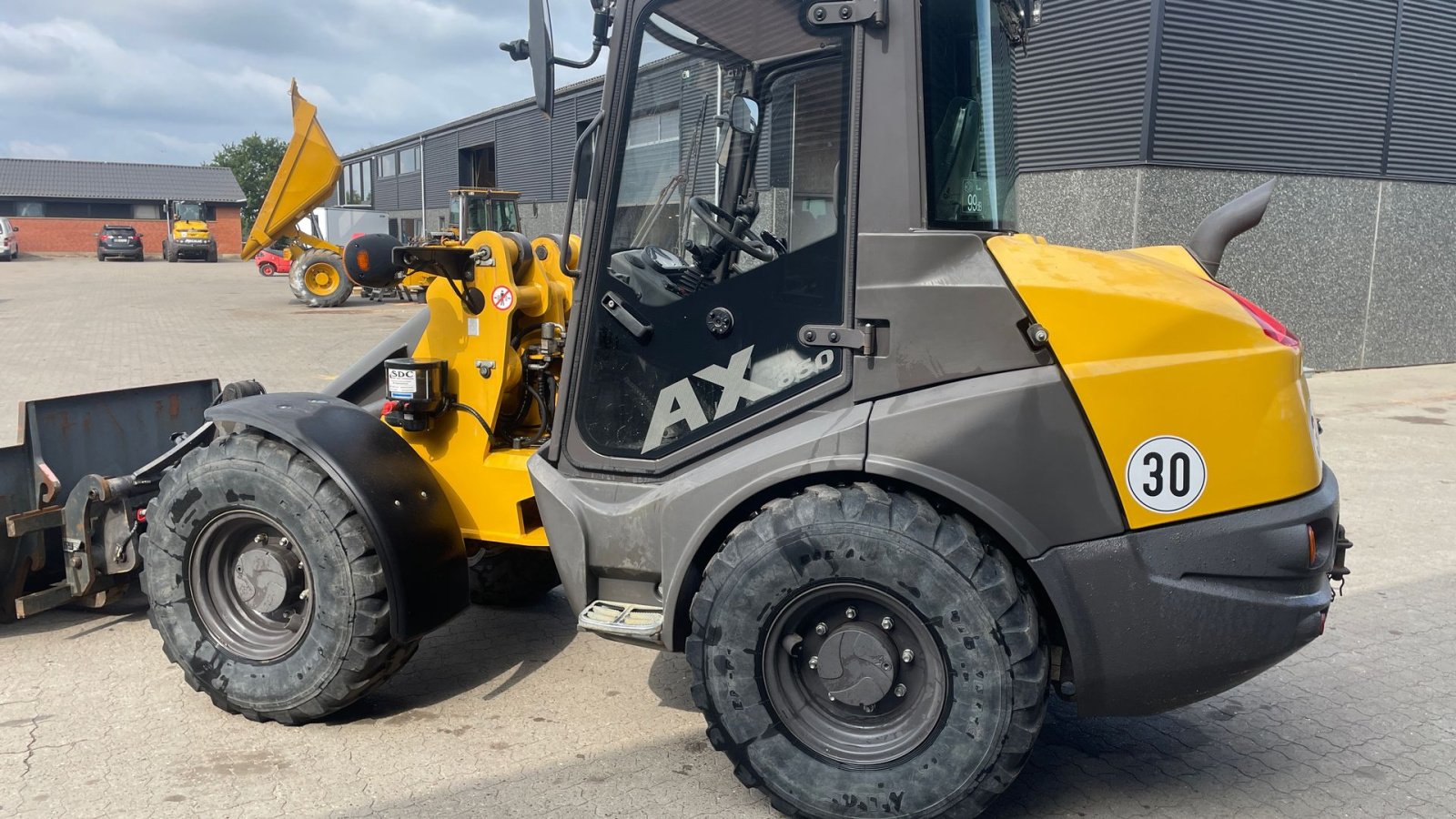 Radlader of the type Mecalac AX 850, Gebrauchtmaschine in Roslev (Picture 3)