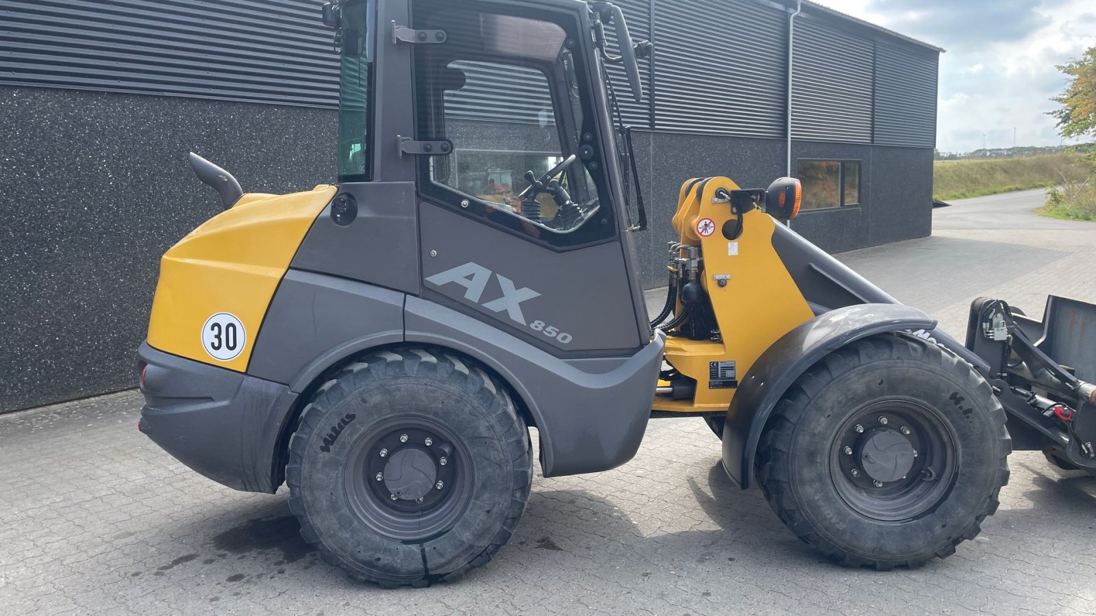 Radlader of the type Mecalac AX 850, Gebrauchtmaschine in Roslev (Picture 7)