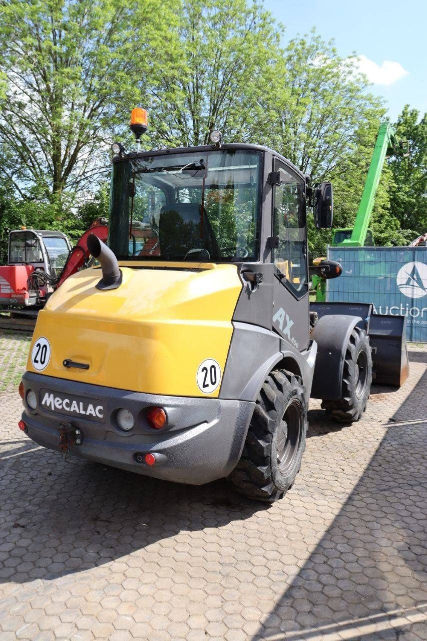 Radlader типа Mecalac AX850, Gebrauchtmaschine в Antwerpen (Фотография 7)