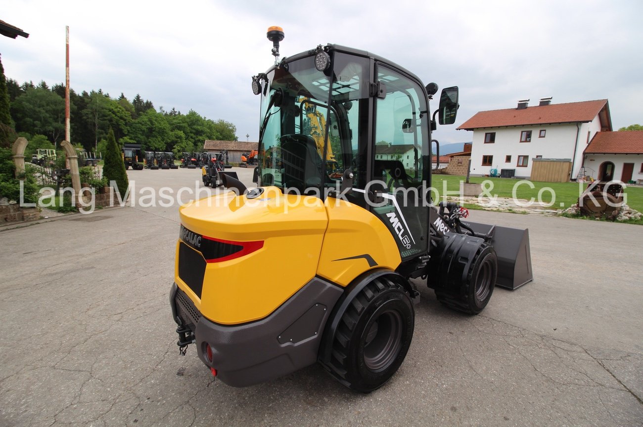 Radlader des Typs Mecalac MCL6+ Radlader, Neumaschine in Petting (Bild 14)