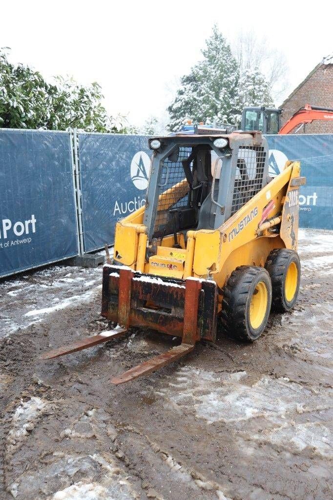 Radlader za tip Mustang 2026, Gebrauchtmaschine u Antwerpen (Slika 10)