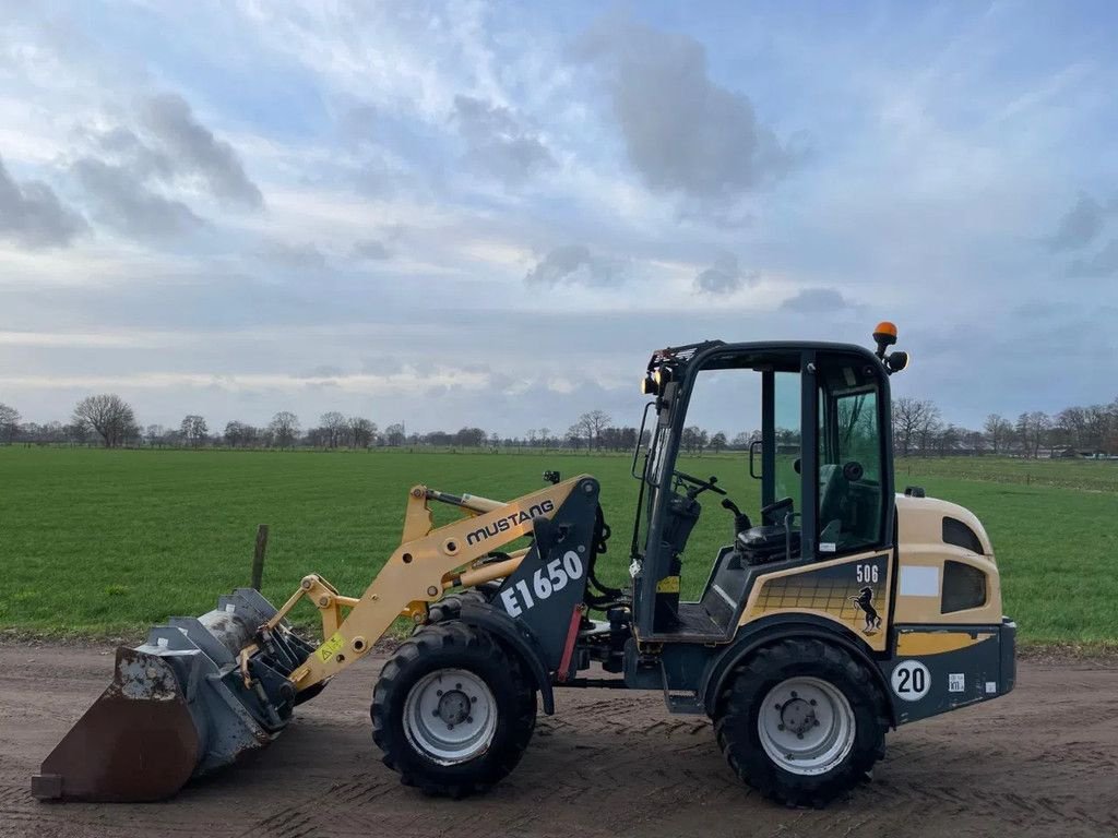 Radlader от тип Mustang AL 506 Shovel Loader, Gebrauchtmaschine в Lunteren (Снимка 2)