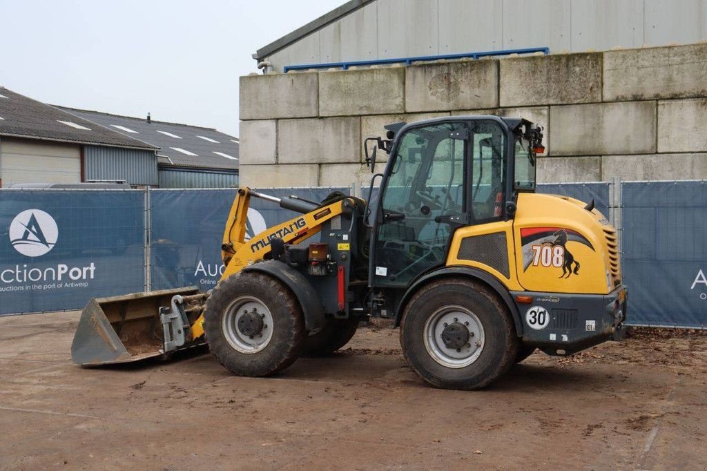 Radlader от тип Mustang AL 708, Gebrauchtmaschine в Antwerpen (Снимка 4)